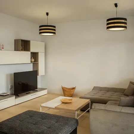 Blanca Villa