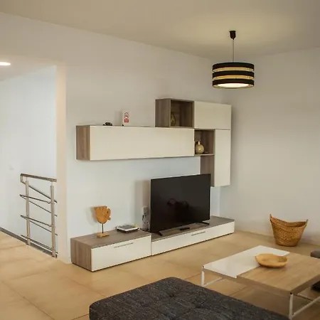 Blanca Villa