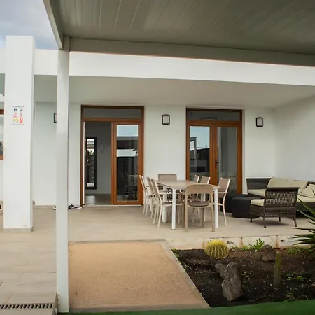 Blanca Villa Playa Blanca