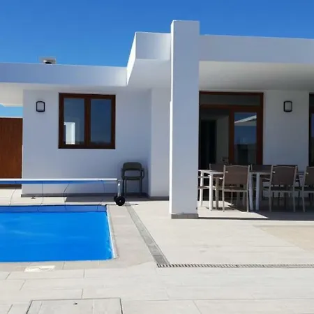 Blanca Villa Playa Blanca